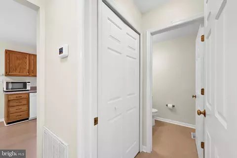 Entry Way - 2966 Aster Ln, Lititz, PA 17543 photo 4 of 4