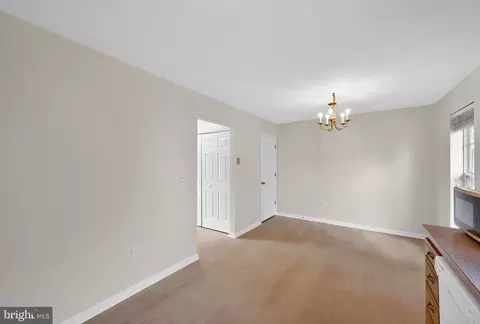 Entry Way - 2966 Aster Ln, Lititz, PA 17543 photo 2 of 4