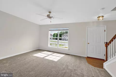 Living - 2966 Aster Ln, Lititz, PA 17543 photo 3 of 3