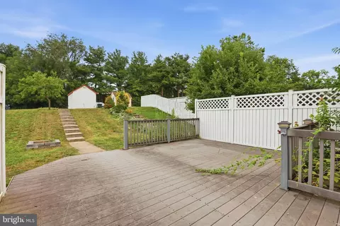 Exterior - 22 Pennwick Dr, Lititz, PA 17543 photo 4 of 13