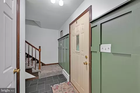 Entry Way - 843 Douglas Dr, Lititz, PA 17543 photo 1 of 4