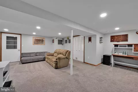 Other - 843 Douglas Dr, Lititz, PA 17543 photo 7 of 9
