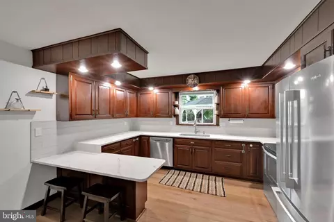 Kitchen - 843 Douglas Dr, Lititz, PA 17543 photo 1 of 2