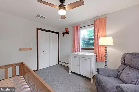 Bedroom - 843 Douglas Dr, Lititz, PA 17543 photo 8 of 8