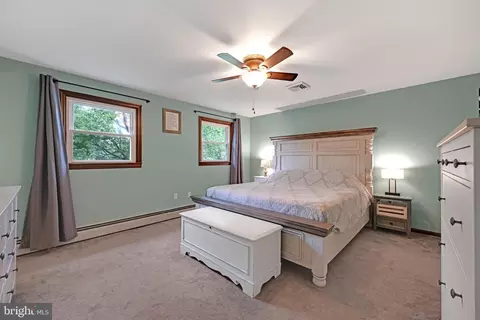 Bedroom - 843 Douglas Dr, Lititz, PA 17543 photo 1 of 8