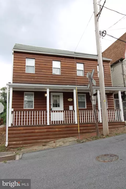 121 Perry St, Columbia, PA 17512