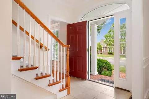 Entry Way - 3015 Weaver Rd, Lititz, PA 17543 photo 1 of 2