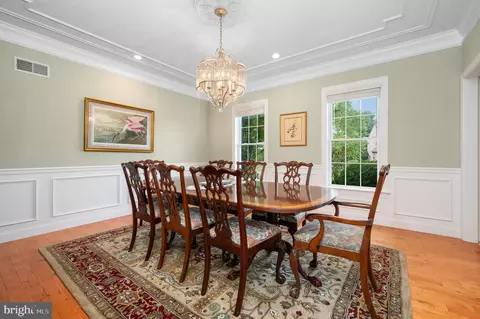 Dining - 3015 Weaver Rd, Lititz, PA 17543 photo 1 of 4
