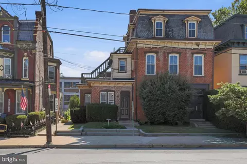 140 N 3rd St, Columbia, PA 17512