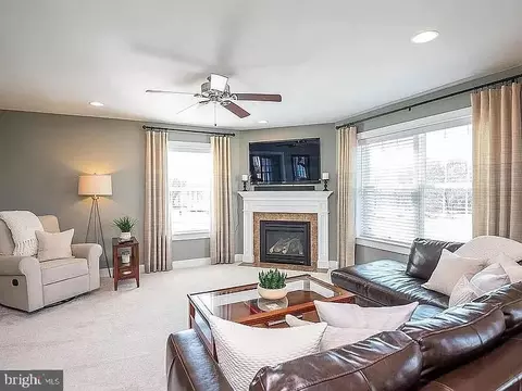 Living - 601 Frome Ave, Lititz, PA 17543 photo 2 of 3