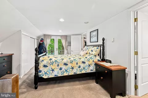 Bedroom - 307 Dead End Rd, Lititz, PA 17543 photo 5 of 6