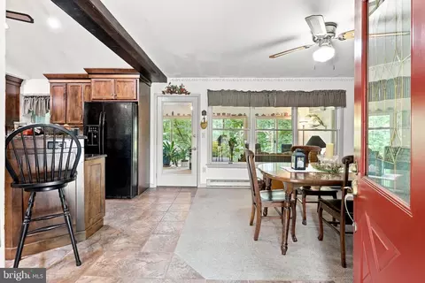 Entry Way - 307 Dead End Rd, Lititz, PA 17543 photo 1 of 4