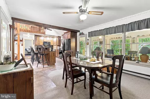 Dining - 307 Dead End Rd, Lititz, PA 17543 photo 1 of 2