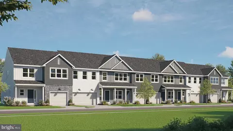 6 Arcadia Dr, Elizabethtown, PA 17022