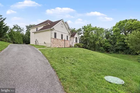 Other - 16 W Ridge Rd, Lititz, PA 17543 photo 1 of 12