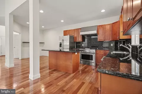 Kitchen - 16 W Ridge Rd, Lititz, PA 17543 photo 1 of 2