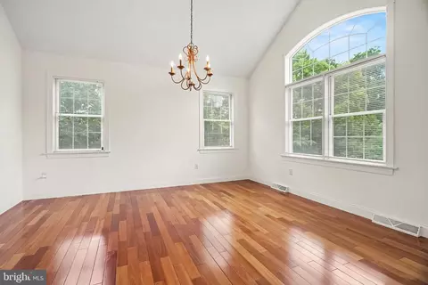 Living - 16 W Ridge Rd, Lititz, PA 17543 photo 1 of 6