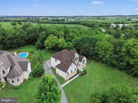 View/Area - 16 W Ridge Rd, Lititz, PA 17543 photo 3 of 5