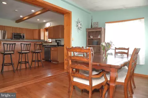 Dining - 62 Stevens Rd, Stevens, PA 17578 photo 2 of 2