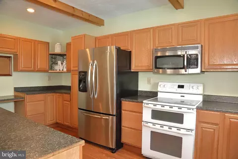 Kitchen - 62 Stevens Rd, Stevens, PA 17578 photo 3 of 5
