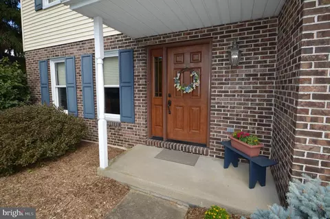 Entry Way - 224 Andrea Dr, Lititz, PA 17543 photo 1 of 6