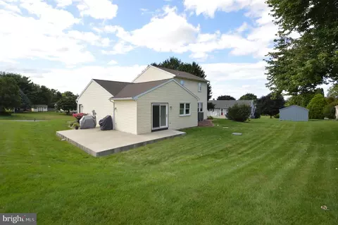 Exterior - 224 Andrea Dr, Lititz, PA 17543 photo 4 of 13