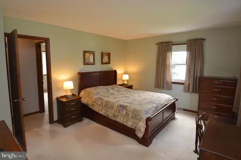 Bedroom - 224 Andrea Dr, Lititz, PA 17543 photo 4 of 6