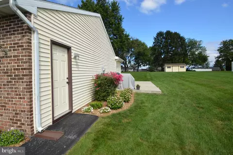 Exterior - 224 Andrea Dr, Lititz, PA 17543 photo 3 of 13