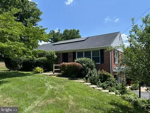 63 Charlestown Rd, Washington Boro, PA 17582