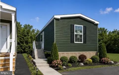 770 Stonewood Dr, Gap, PA 17527