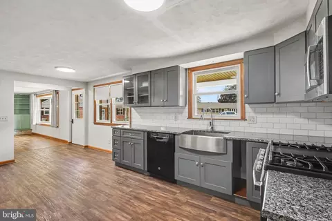 Other - 809 Sentz Dr, Mount Joy, PA 17552 photo 2 of 7