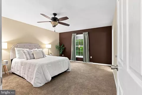 Bedroom - 344 Crosswinds Dr, Lititz, PA 17543 photo 1 of 3
