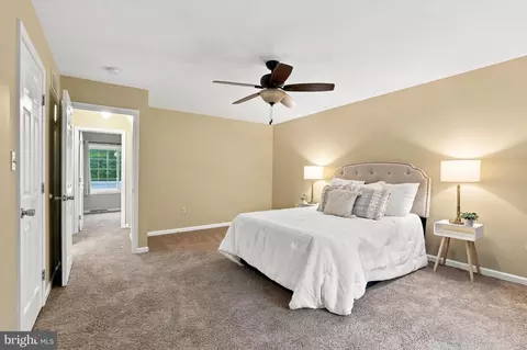 Bedroom - 344 Crosswinds Dr, Lititz, PA 17543 photo 2 of 3