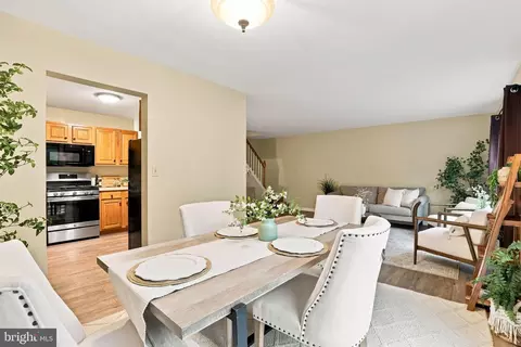 Dining - 344 Crosswinds Dr, Lititz, PA 17543 photo 3 of 3