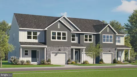 14 Arcadia Dr, Elizabethtown, PA 17022