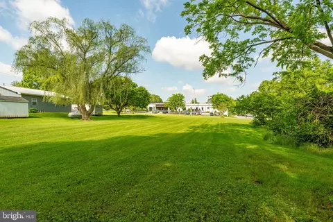 601 E Main St, Lititz, PA 17543 photo 15