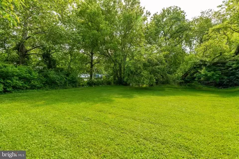 601 E Main St, Lititz, PA 17543 photo 16