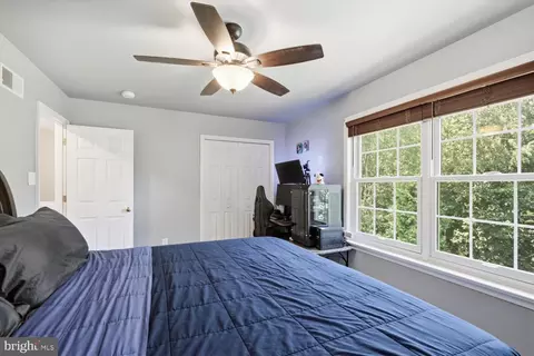 Bedroom - 235 Owl Hill Rd, Lititz, PA 17543 photo 5 of 5