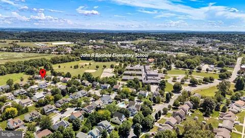 View/Area - 203 Deerfield Ln, Lititz, PA 17543 photo 1 of 6