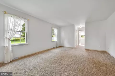 Bedroom - 8 Barbara Ln, Lititz, PA 17543 photo 1 of 3