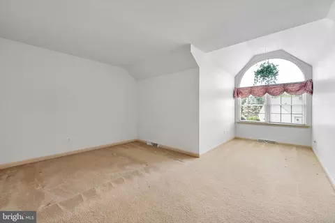 Bedroom - 8 Barbara Ln, Lititz, PA 17543 photo 2 of 3