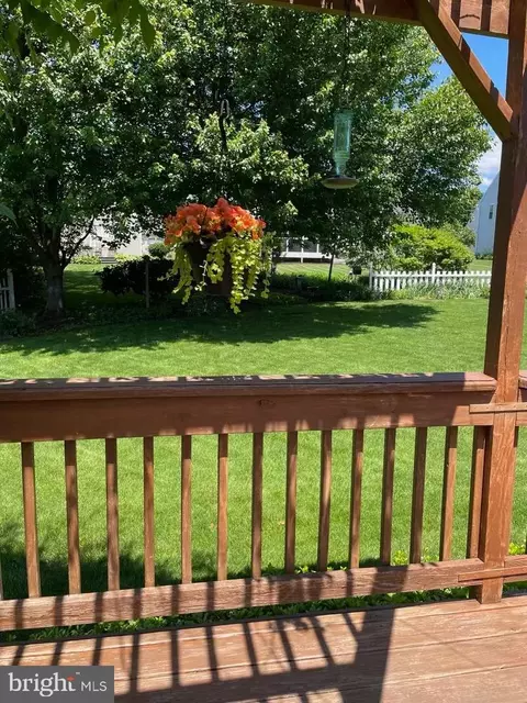 Exterior - 8 Barbara Ln, Lititz, PA 17543 photo 19 of 22
