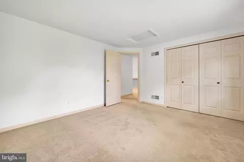 Bedroom - 8 Barbara Ln, Lititz, PA 17543 photo 3 of 3