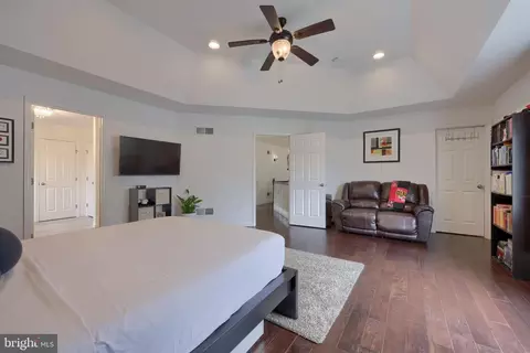 Bedroom - 336 Royal Hunt Way, Lititz, PA 17543 photo 2 of 6