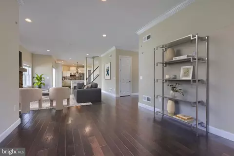 Entry Way - 336 Royal Hunt Way, Lititz, PA 17543 photo 4 of 10