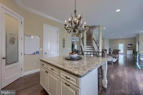 Entry Way - 336 Royal Hunt Way, Lititz, PA 17543 photo 3 of 10