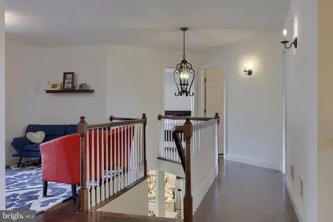 Entry Way - 336 Royal Hunt Way, Lititz, PA 17543 photo 5 of 10