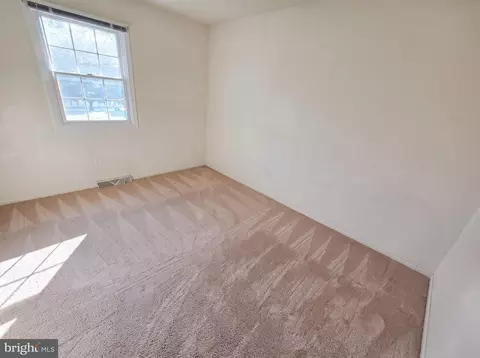Bedroom - 591 Crosswinds Dr, Lititz, PA 17543 photo 8 of 15