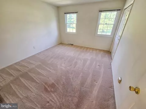 Bedroom - 591 Crosswinds Dr, Lititz, PA 17543 photo 6 of 15