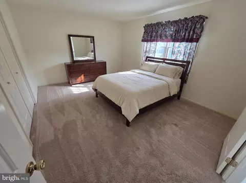 Bedroom - 591 Crosswinds Dr, Lititz, PA 17543 photo 1 of 15